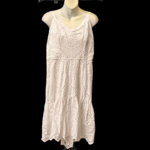 Vintage Women's Eyelids Pattern Dress White Size Large PTP 16' Length 40'